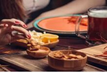 Healthy Diet: शराब से भी ज्यादा हानिकारक हैं ये 3 चीजें, घर लाने पर लगा दें बैन