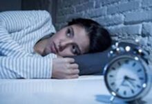 Sleep Disorder: रात में बार-बार खुलती है आपकी नींद? इन बीमारियों से बढ़ रही परेशानी!