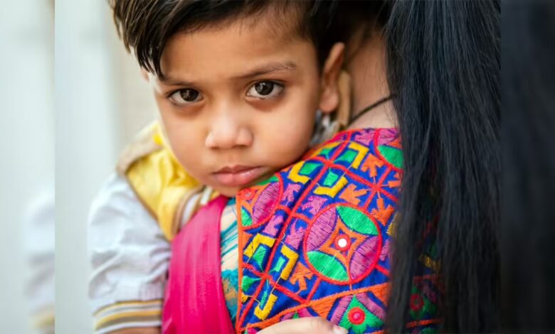 Alert: बच्चों के लिए 'स्लो-पॉइजन' है ये आदत, ये रिपोर्ट हर माता-पिता की बढ़ा देगी टेंशन