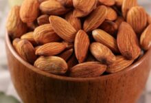 Almonds: आप भी करते हैं बादाम का सेवन, कहीं फायदे की जगह हो न जाए नुकसान