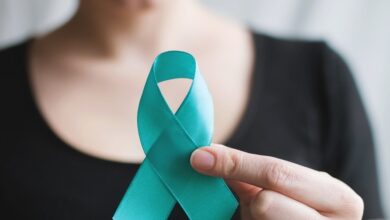 Cervical Cancer: सर्वाइकल कैंसर से बचाव के ये 5 असरदार तरीकों के बारे में जरूर जान लीजिए