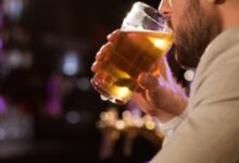 Alcohol Warning: भांग या शराब का सेवन पड़ सकता है भारी, होली के हुड़दंग में लिवर और हार्ट का रखें ख्याल