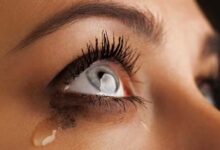 Watery Eyes: सुबह उठते ही आंख से पानी आने लगता है, जानें क्या हो सकते हैं कारण