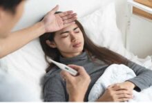 Fever Risk Factors: बार-बार हो रहा है बुखार? कैसे जानें ये वायरल फीवर है या मलेरिया