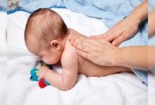 Massage for Kids: जानिए बच्चों की मालिश करने के फायदे और किस उम्र में शुरू करें?