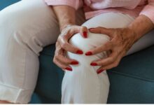 Joints Pain: बुढ़ापे तक नहीं सताएगा जोड़ों का दर्द, बस आज ही अपनाकर देखें ये उपाय