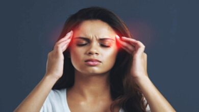 Migraine: इन गलतियों की वजह से बढ़ जाता है माइग्रेन का दर्द! जानें ऐसे समय में क्या करें