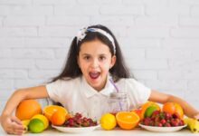 Nutrition for Kids: बच्चों की डाइट में शामिल कर दीं ये चीजें, बचपन से ही बनेंगे फिट