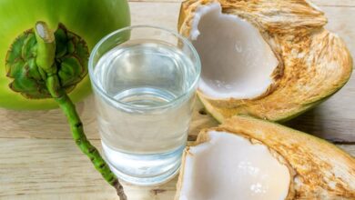 Coconut Water: वर्कआउट के बाद पिजिए नारियल पानी, वेट लॉस करने में मिलेगी मदद