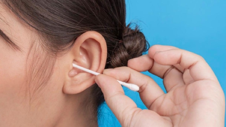 Ear Infection: Do you have an ear infection? Find out using these signs.