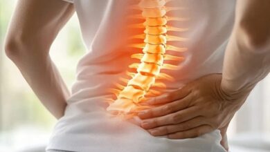 Back Pain: उठने-बैठने का गलत तरीका बन सकता है कमर दर्द का कारण, जानें कैसे करें बचाव