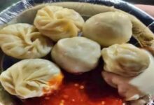 Health Risk: रोजाना मोमो खाने से शरीर में पनपने लगती हैं ये बीमारियां