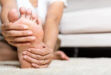 Feet Pain: आपके पैर देते हैं विटामिन-डी और बी-12 की कमी की गवाही, जानिए कैसे करें पहचान