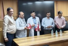 Lucknow: सिविल हॉस्पिटल में "साथी हाथ बढ़ाना" पर परिचर्चा एवं सम्मान समारोह