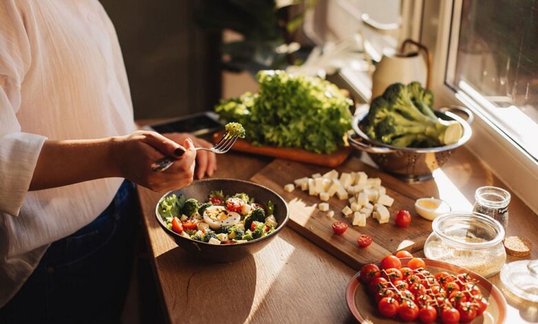 Healthy Eating: जानें इन 5 बेहतरीन चीजों के सेवन का सही समय