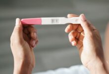Pregnancy Test Kit: प्रेगनेंसी टेस्ट किट कैसे यूज करें? जानिए पूरी प्रक्रिया 