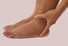 Health Tips: शरीर में सूजन जैसी महसूस होती है, जानिए इसके कारण और उपाय
