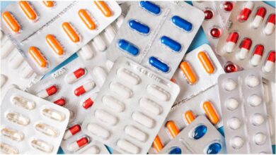 Pharmacist Day 2026: बिना फार्मासिस्ट की सलाह के दवा लेना कितना खतरनाक? जानें सेल्फ मेडिकेशन के नुकसान