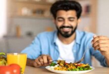 Health Tips: बार-बार खाने वालों को सीख, शरीर की प्राकृतिक सफाई कैसे करें